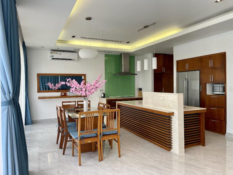 The Ocean Suites image