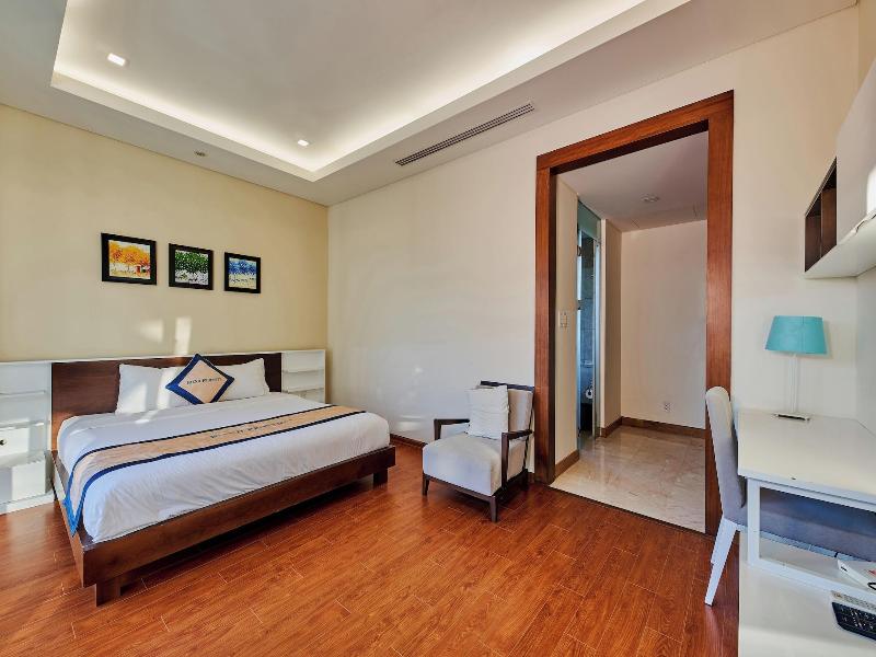The Ocean Suites image