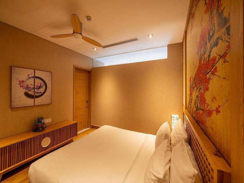 The Ocean Suites image