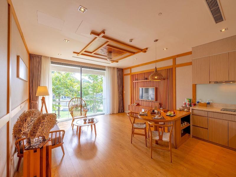 The Ocean Suites image