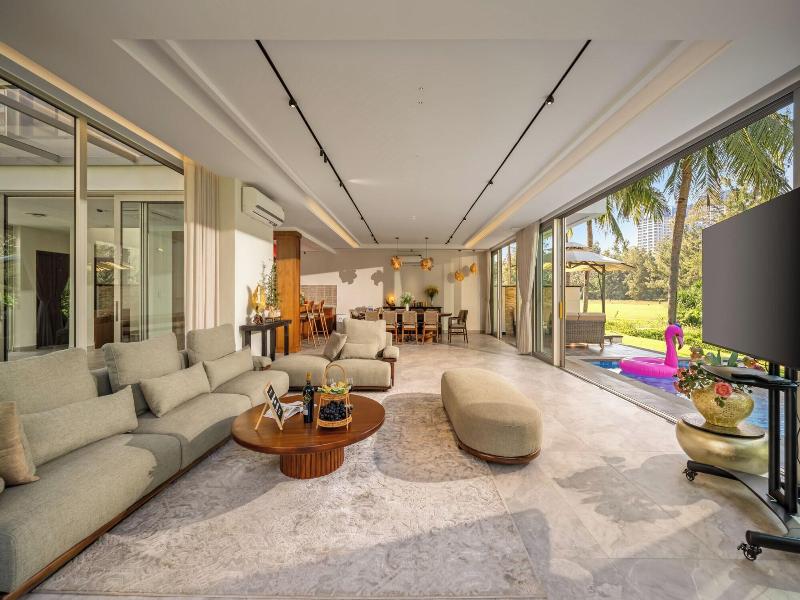 The Ocean Suites image