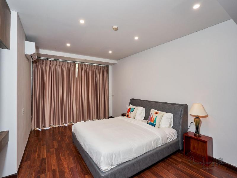The Ocean Suites image