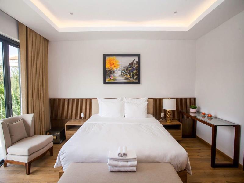 The Ocean Suites image