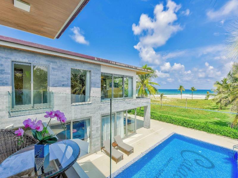 The Ocean Suites image