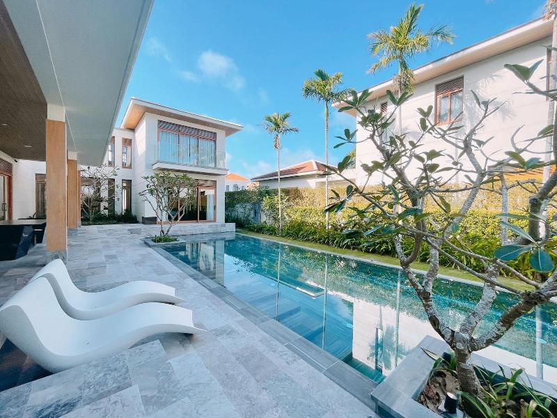 The Ocean Suites image