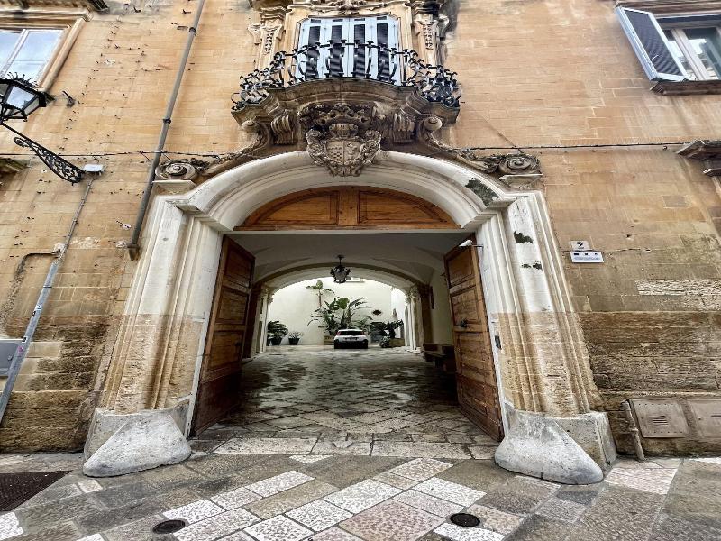 4 Balconi Rooms- Dimora Arditi image