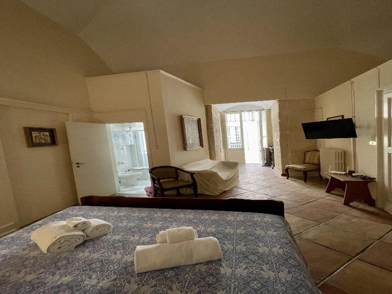 4 Balconi Rooms- Dimora Arditi image