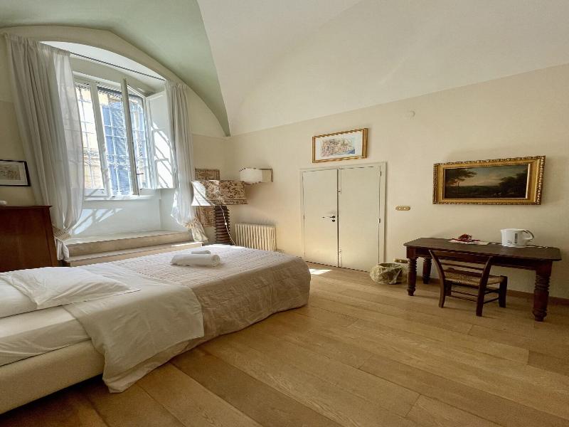 4 Balconi Rooms- Dimora Arditi image