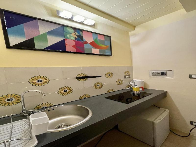 4 Balconi Rooms- Dimora Arditi image