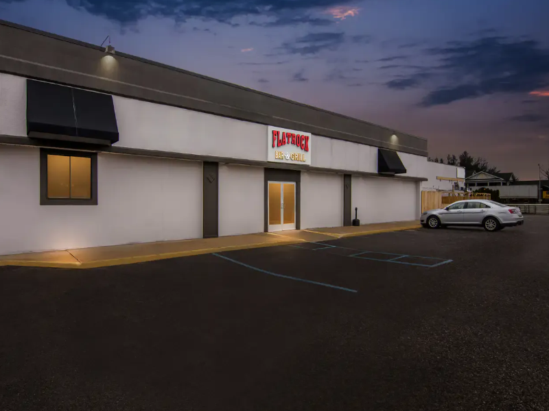 Quality Inn & Suites — general view