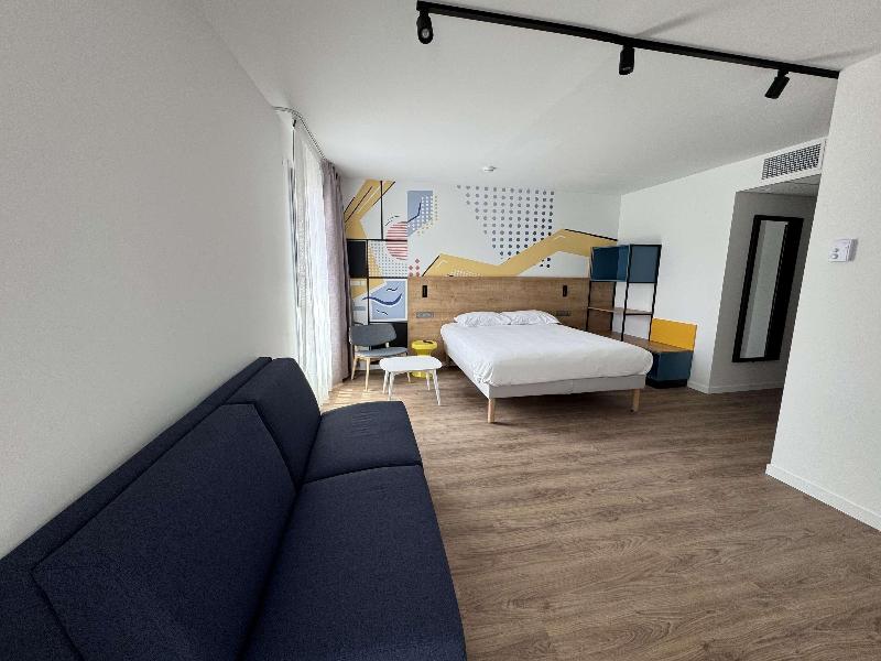 Ibis Styles Angouleme Centre image