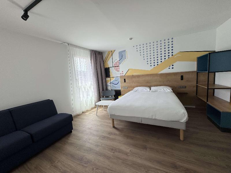 Ibis Styles Angouleme Centre image