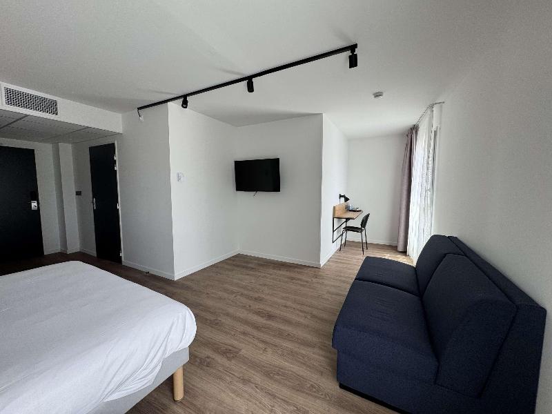 Ibis Styles Angouleme Centre image