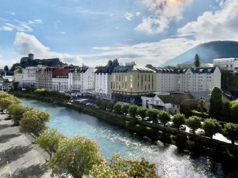 Greet Lourdes Centre Pyrenees image