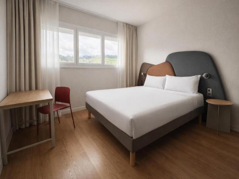 Ibis Styles Zumaia Zestoa image