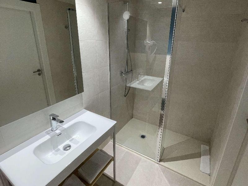 Ibis Styles Zumaia Zestoa image