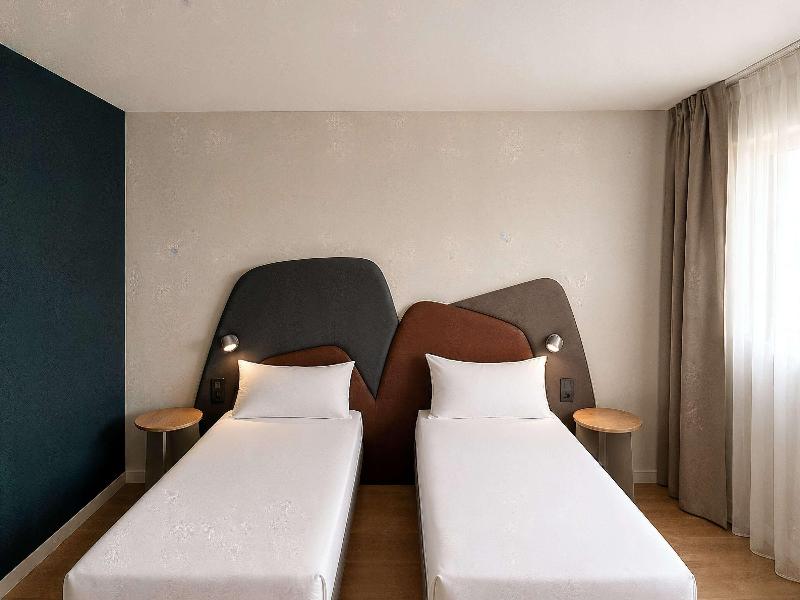 Ibis Styles Zumaia Zestoa image
