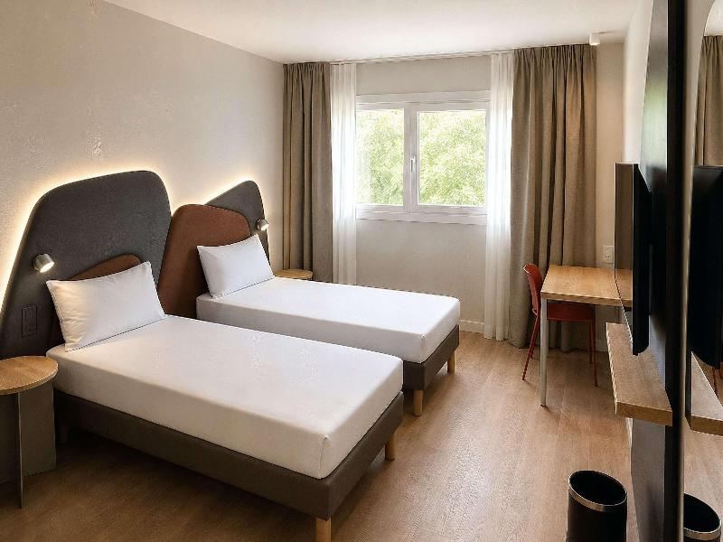 Ibis Styles Zumaia Zestoa image