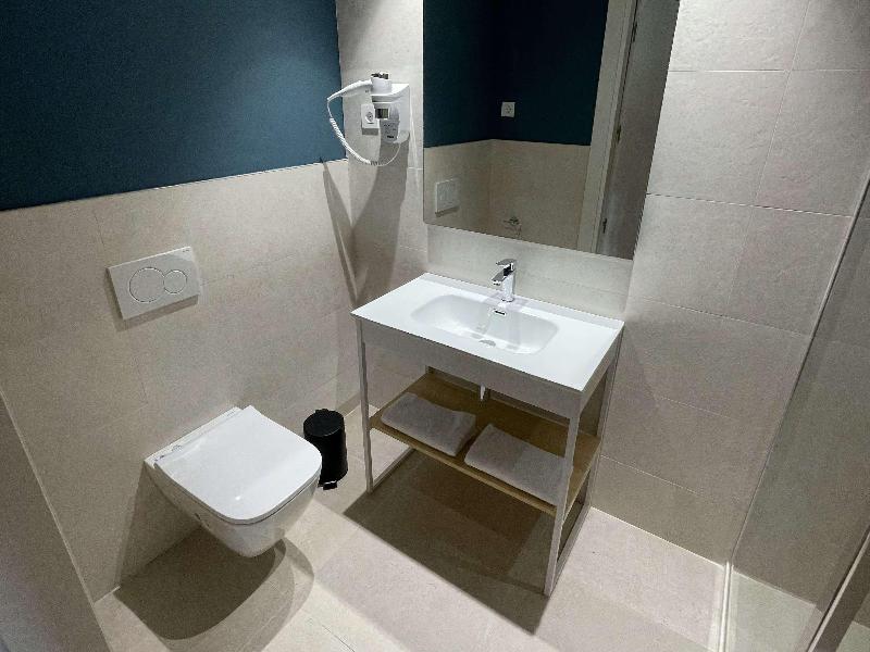 Ibis Styles Zumaia Zestoa image