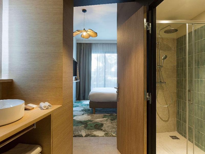 Mercure Nimes Centre Arenes image