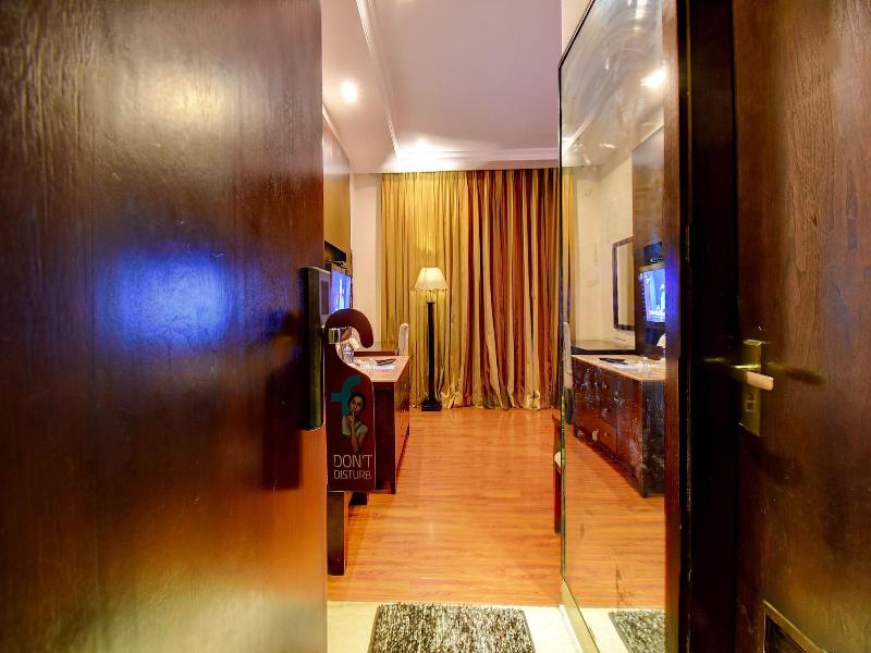 Oriva Suvee Boutique image