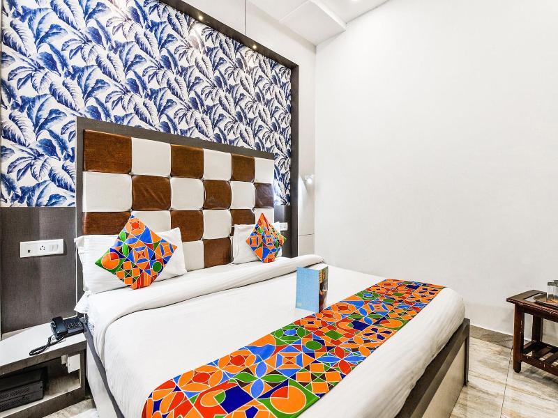 Fabhotel Metro View image