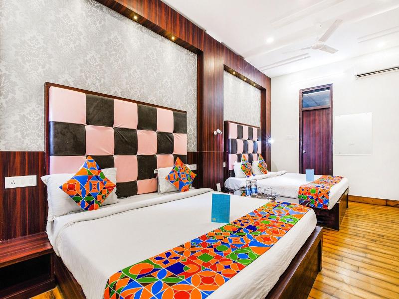 Fabhotel Metro View image