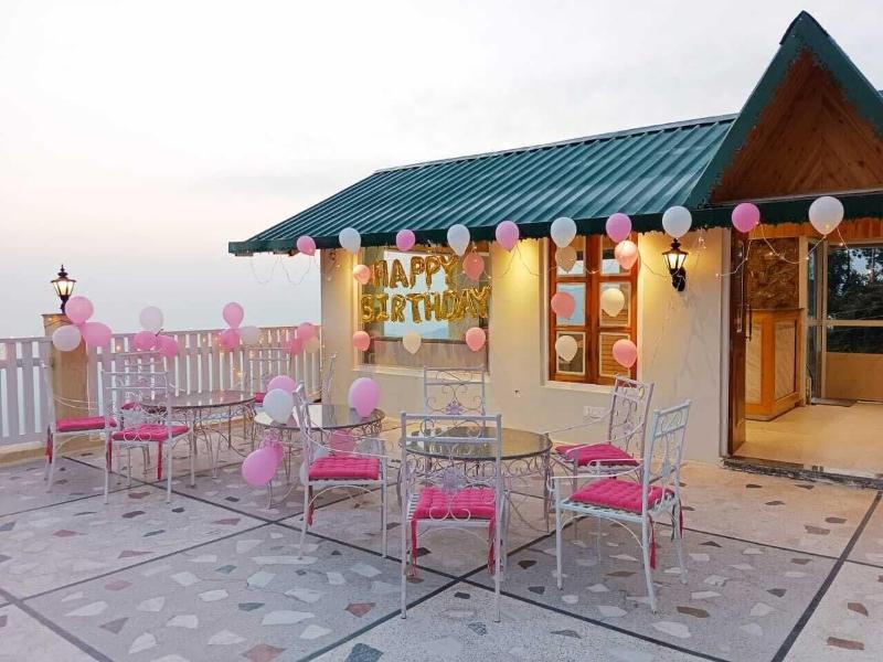 Hotel Spring Wood image