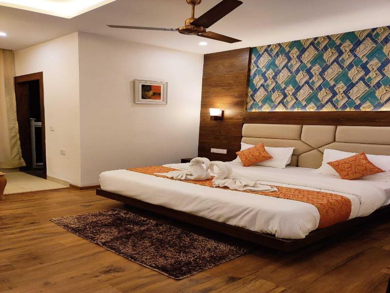 Hotel Spring Wood image