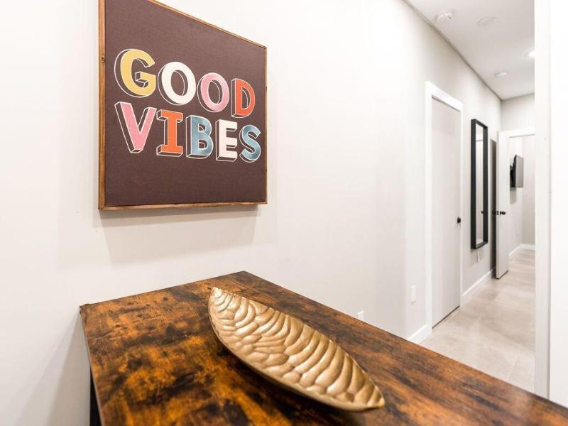 Miami Vibes In East Little Havana image