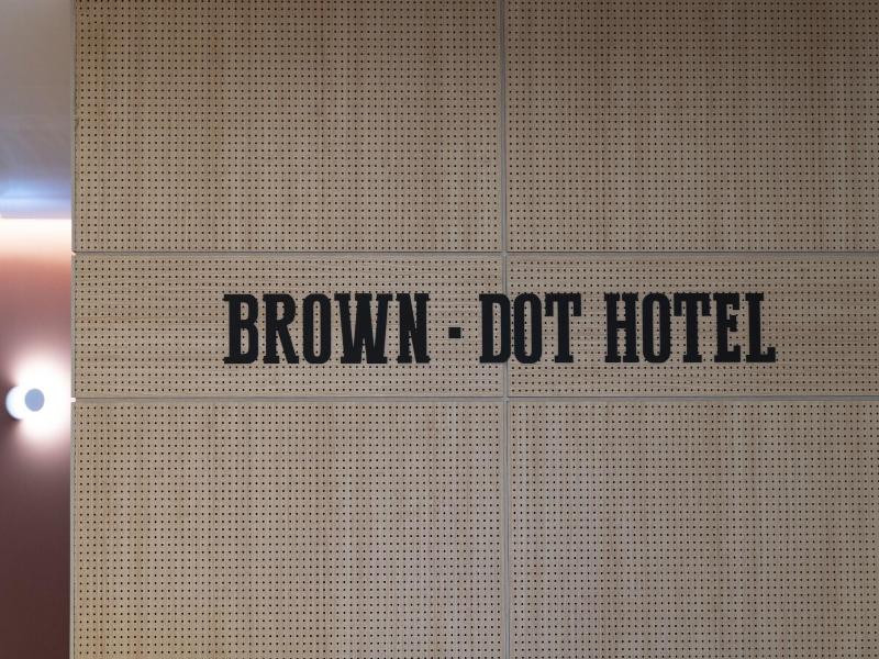 Brown Dot Geobuksum image