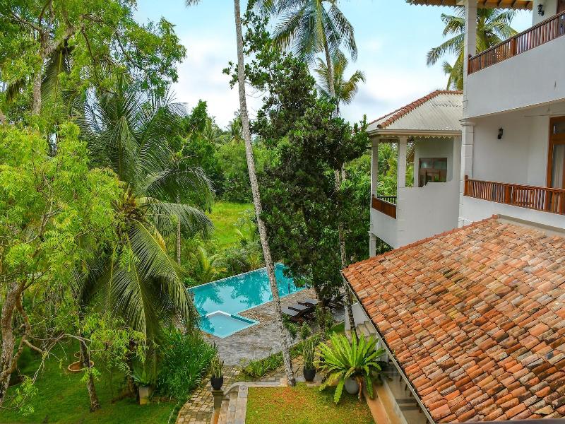 Serenity Boutique Unawatuna image