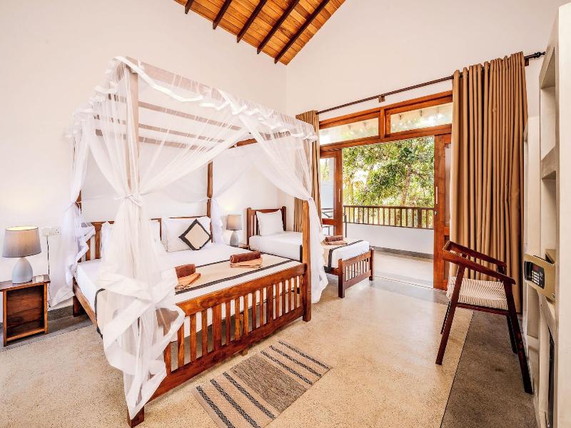 Serenity Boutique Unawatuna image
