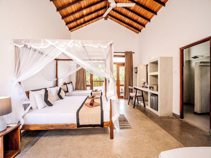 Serenity Boutique Unawatuna image