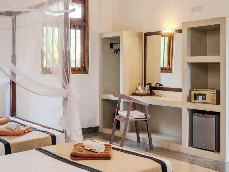 Serenity Boutique Unawatuna image