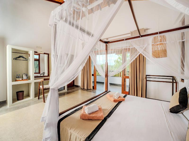 Serenity Boutique Unawatuna image