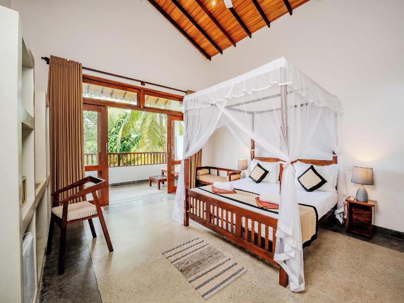 Serenity Boutique Unawatuna image