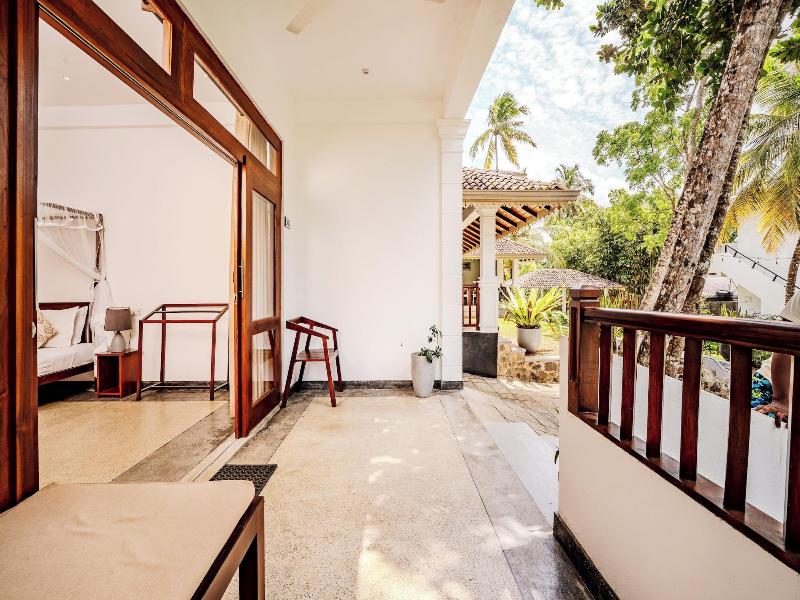 Serenity Boutique Unawatuna image