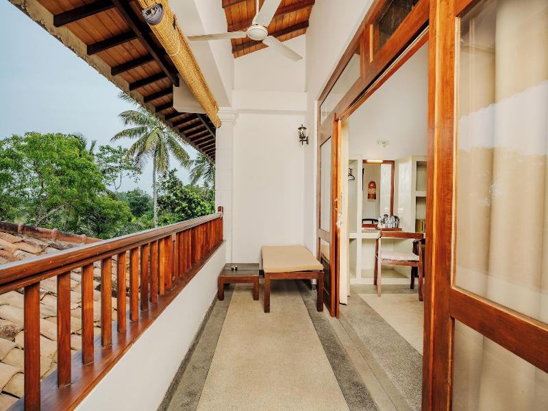 Serenity Boutique Unawatuna image