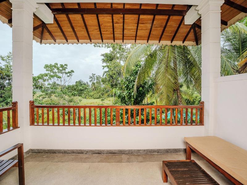 Serenity Boutique Unawatuna image