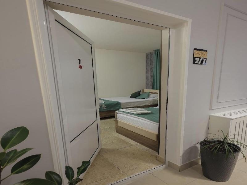 Marnar Hotel image