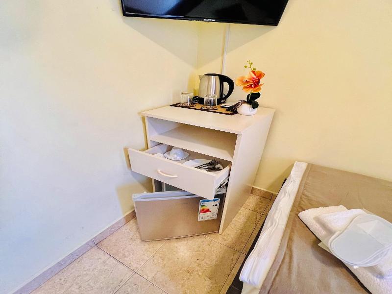 Marnar Hotel image