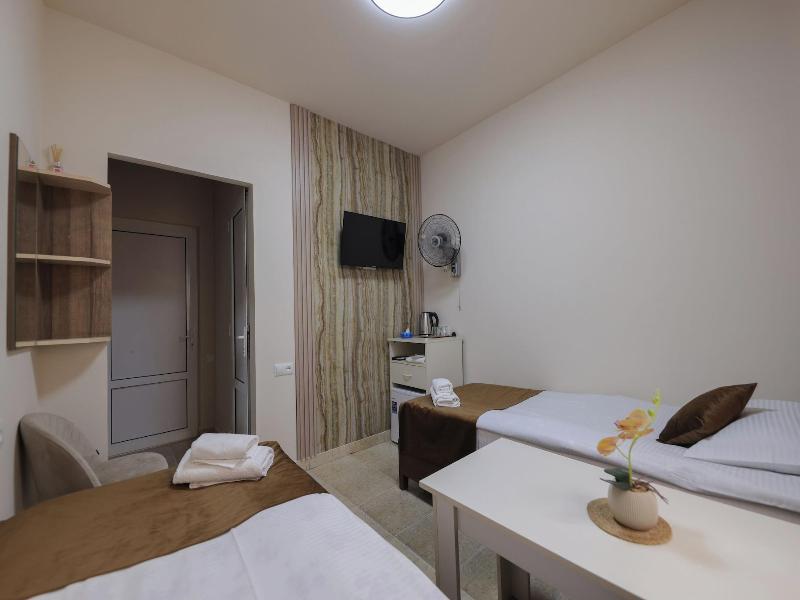 Marnar Hotel image
