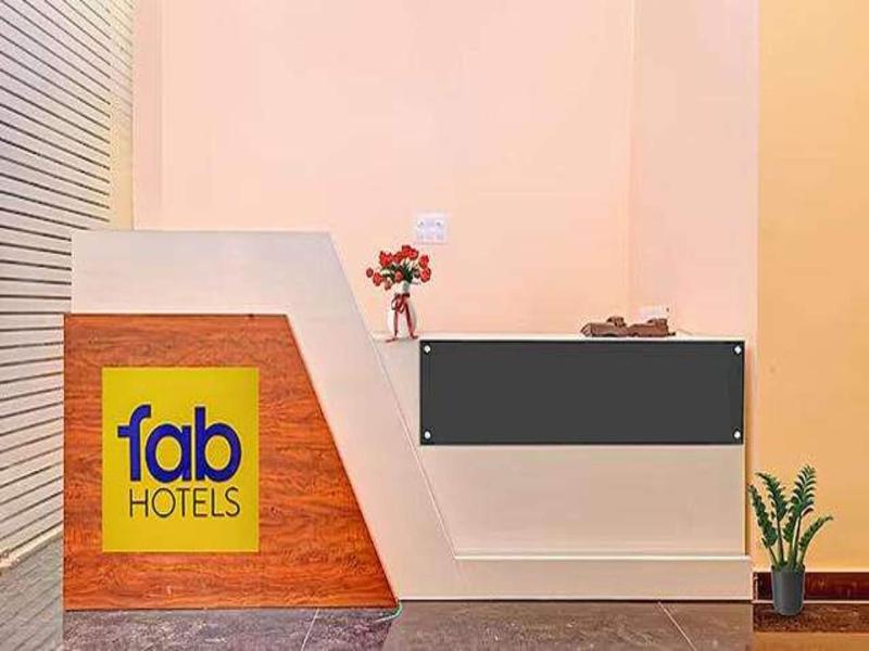 Fabhotel Metro Inn
