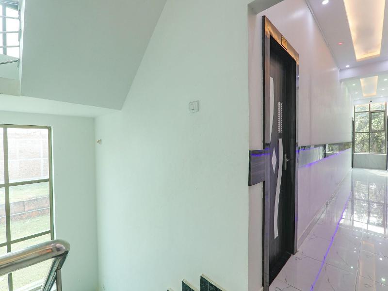 Fabhotel Lumbini International image