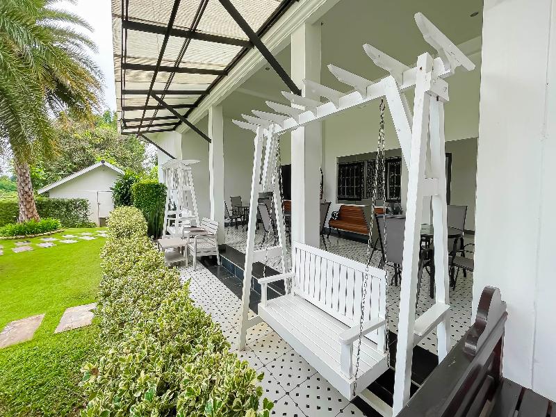 Saithong Resort image