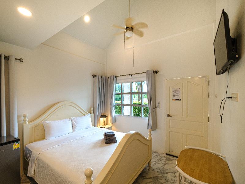 Saithong Resort image