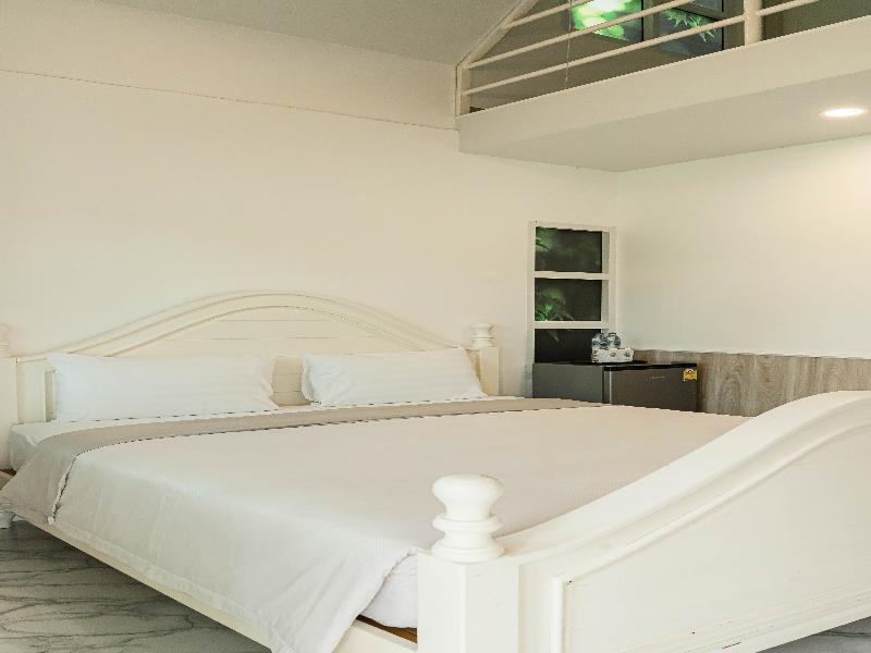 Saithong Resort image