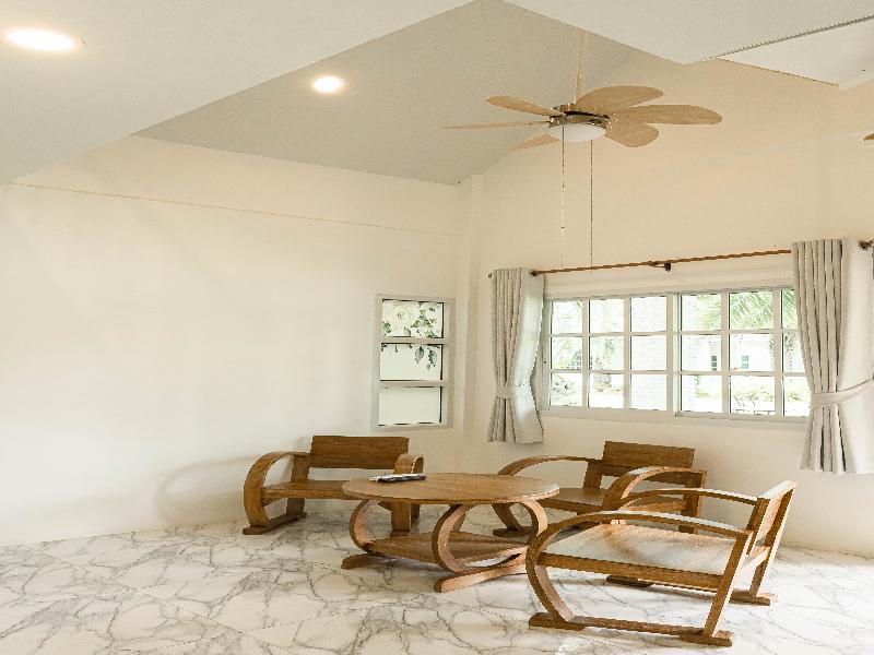 Saithong Resort image