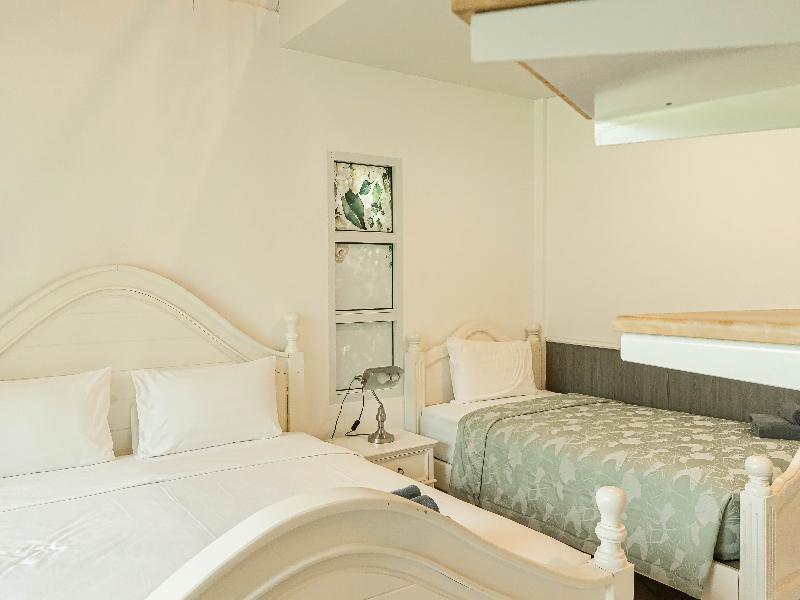 Saithong Resort image